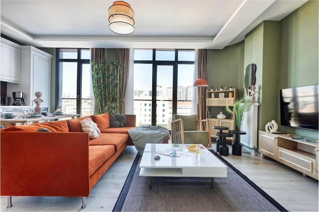 Scandinavian Style Artful Apartment In Residence Istanbul