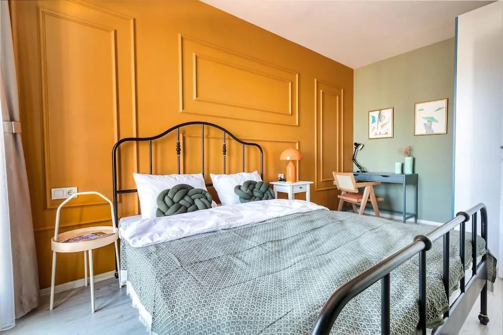 Scandinavian Style Artful Apartment In Residence Istanbul 0*,